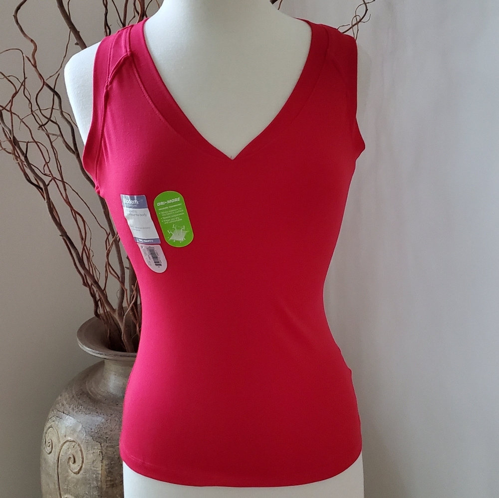 💝 2 For $10 Item💝  NWT AVIA Workout Tee.